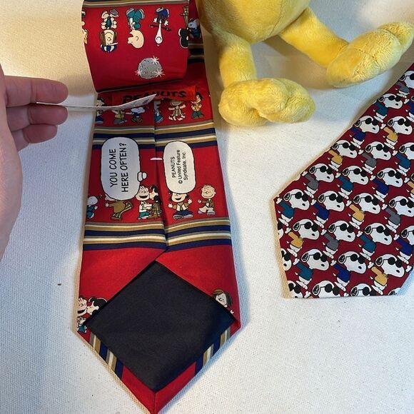 Peanuts Charlie Brown snoopy ties pair nwt with Woodstock plush gift set - Picture 5 of 6